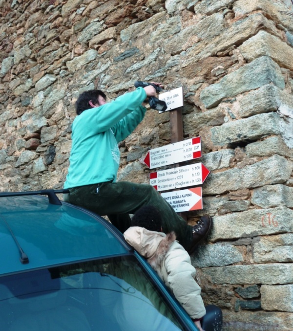 verso la chiesa
